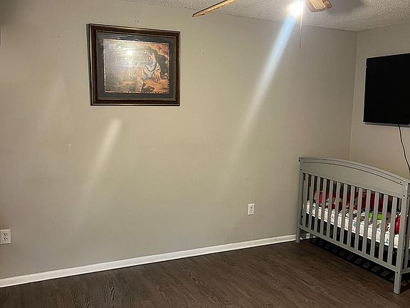5th image of 5491 Adams Cir