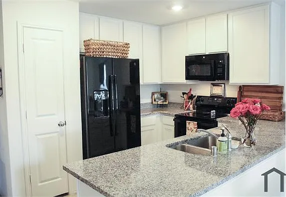 5840 Cherry Hollow Way — Photo 16