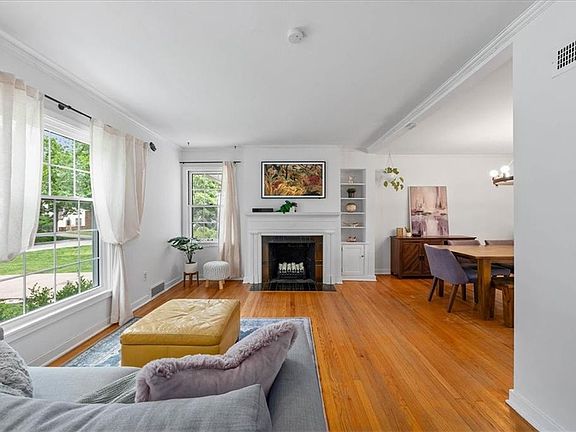 4th image of 4953 Adams St