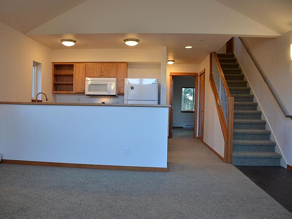 5th image of 250 Camelia Loop NE APT 254