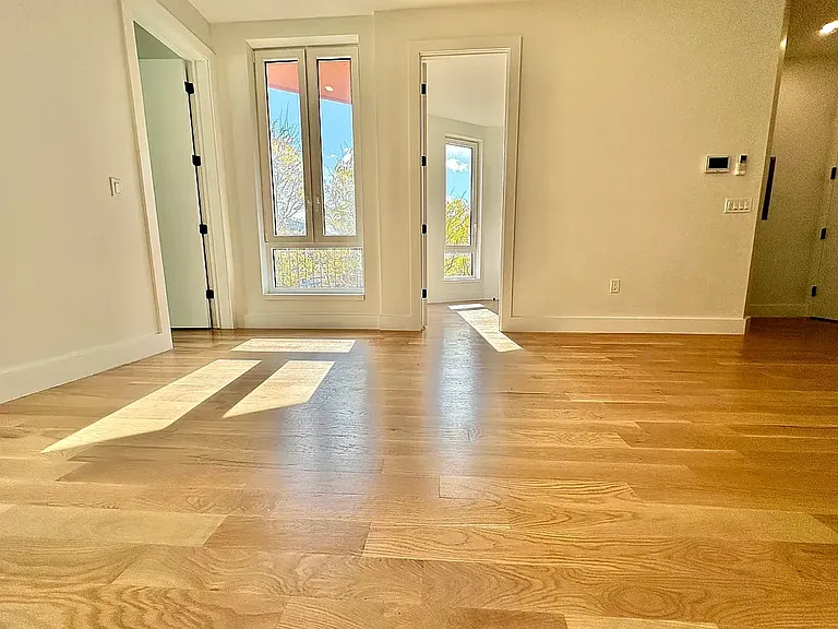 435 Meeker Ave #2A — Photo 13