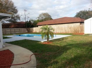 3200 Lakeview Dr, Sebring, FL 33870
