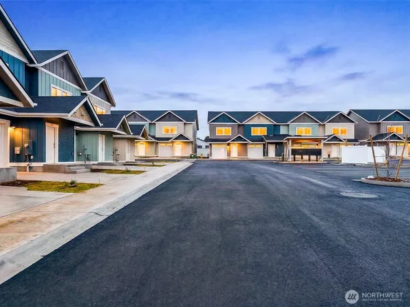 1075 Red Apple Road #C12, Wenatchee, WA 98801