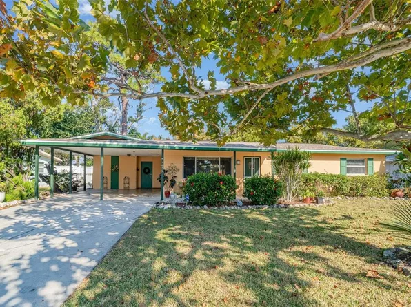 4652 Maceachen Blvd, Sarasota, FL 34233