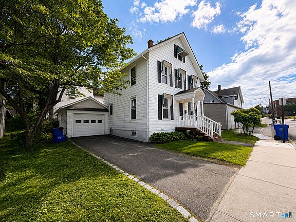 2nd image of 52 East Pearl Street