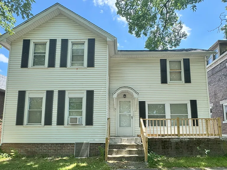 123 Oak St #1 — Photo 1