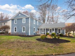 31104 Narragansett Ln, Bay Village, OH