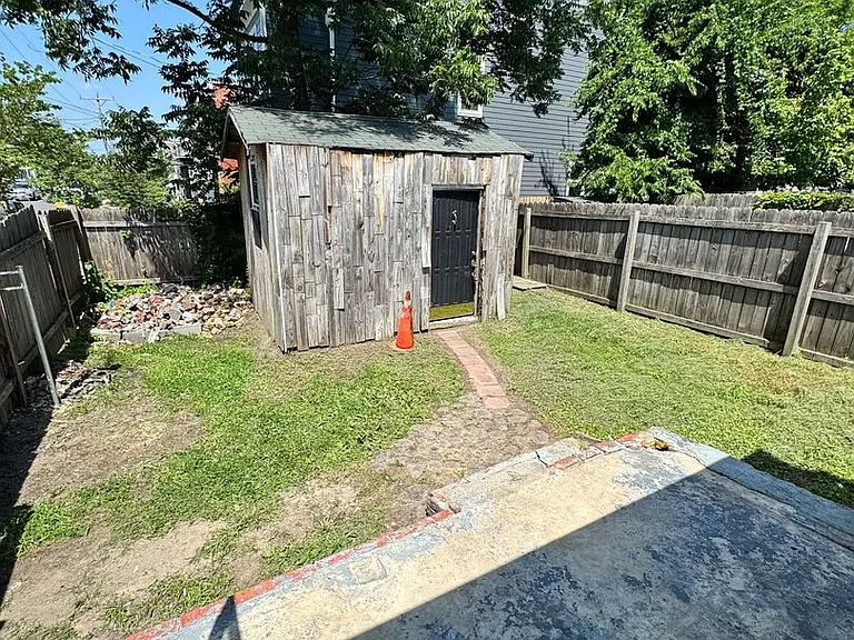 3100 Q St — Photo 15
