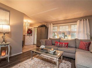 249 Berkshire Dr, Ridge, NY 11961