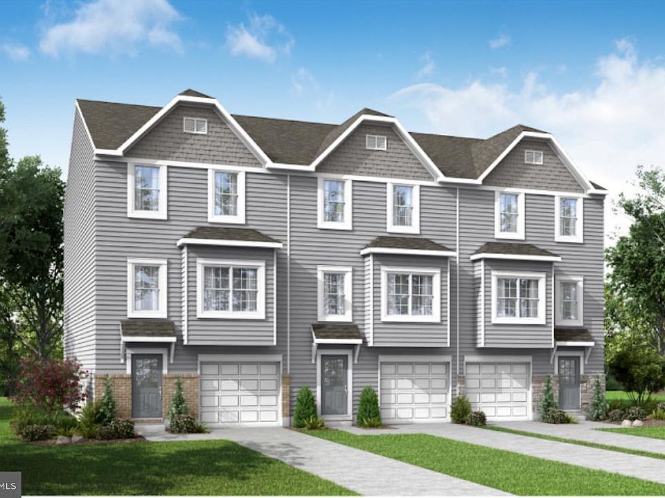 1st image of 267 Huntwellwest Blvd