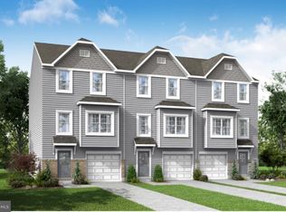 267 Huntwellwest Ave, Ranson, WV 25438