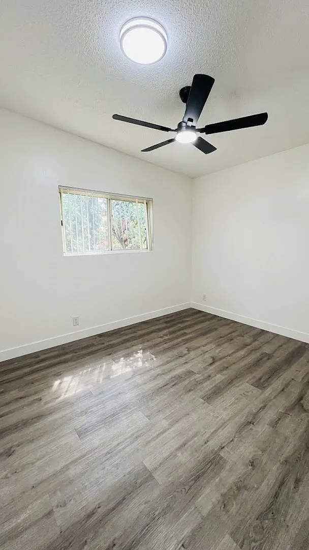 4709 S. Figueroa St. — Photo 3