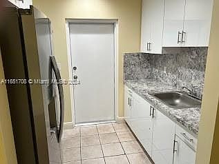 1st image of 16980 NE 21st Ave #1