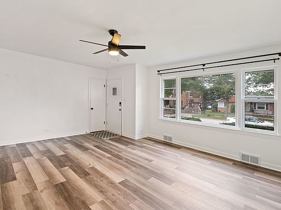 4th image of 1427 Cleveland Ave