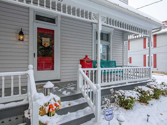 4th image of 363 N Franklin St