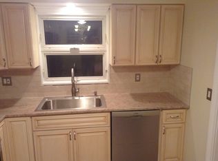 495 Lamoka Ave, Staten Island, NY 10312