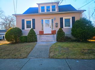 149 Walnut St, Piscataway, NJ 08854