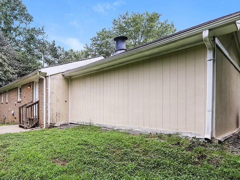 1338 W Stoneybrook Dr — Photo 15
