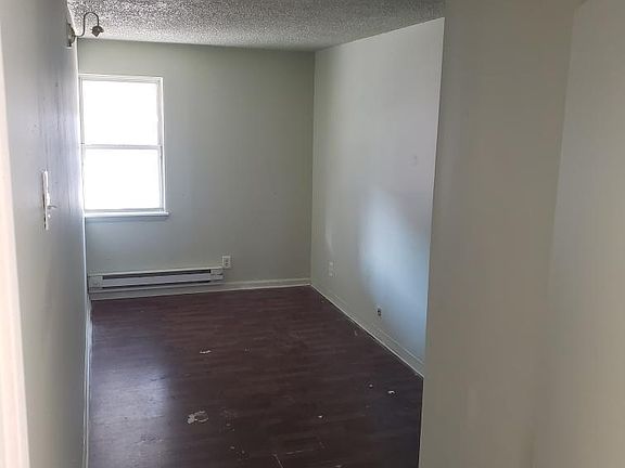 4th image of 6441 Guyer Ave
