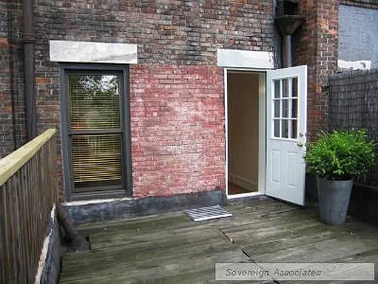 Rented by Sovereign Associates | media 15