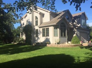 915 S Raynor Ave, Union Grove, WI 53182