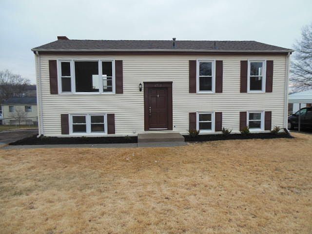1st image of 4713 Sanders Dr NE