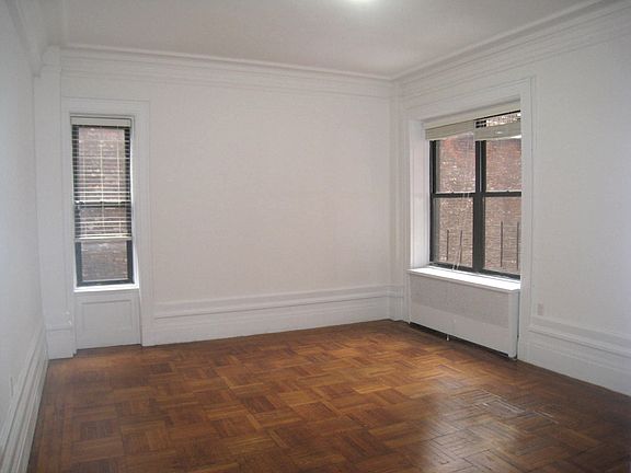 5th image of 1 W 85th St APT 5E