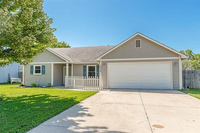 1st image of 1025 Natalie Dr