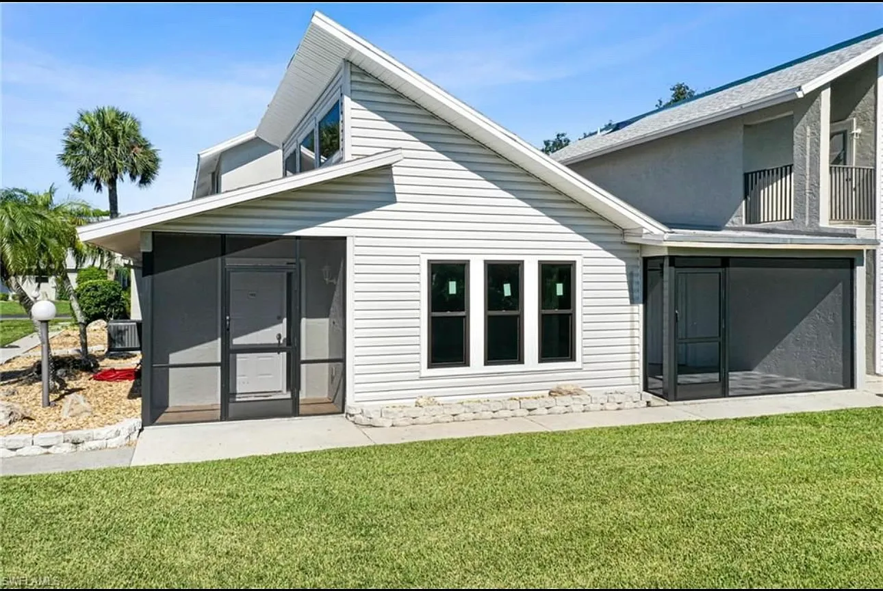 17020 Golfside Cir — Photo 1