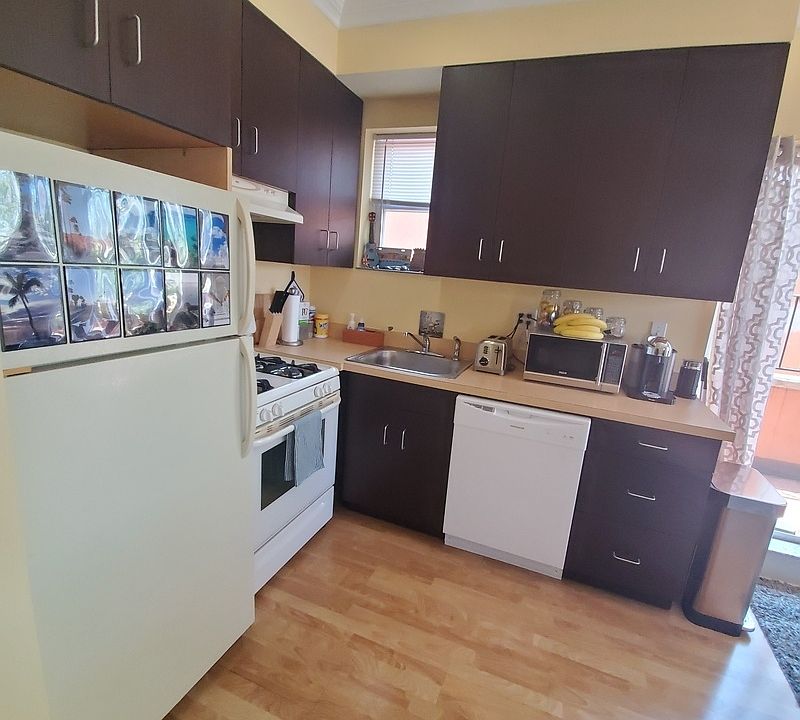 1st image of 28-39 42nd St #3