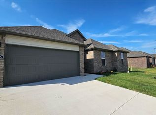 2305 Riggins Ave, Pea Ridge, AR 72751