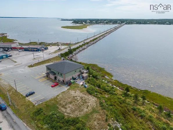 42 Highway 330, Barrington Passage, NS B0W 1E0