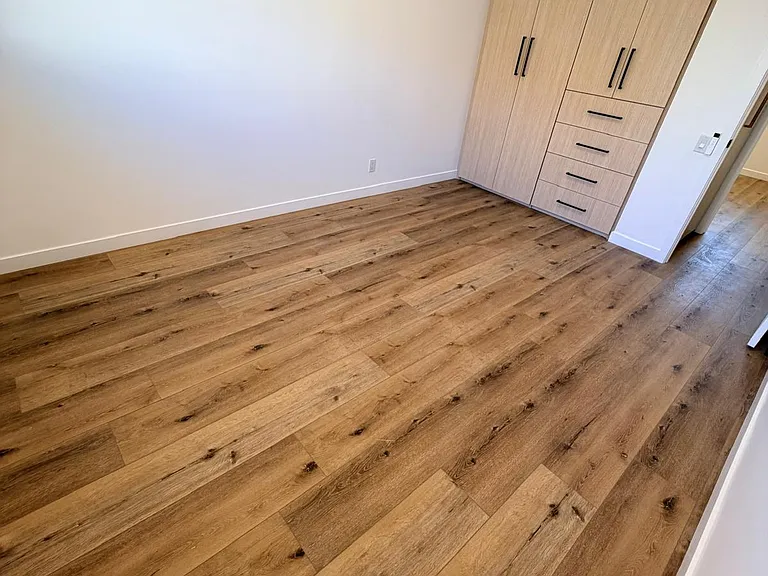 6453 Sale Ave — Photo 11