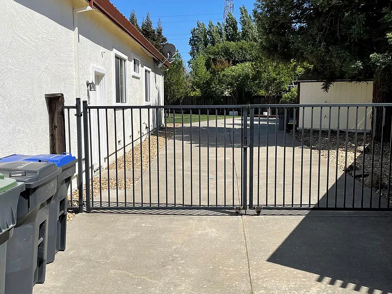 5244 Tapestry Ct — Photo 14