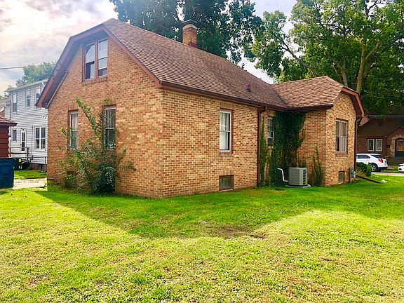 2nd image of 136 Riverview Dr