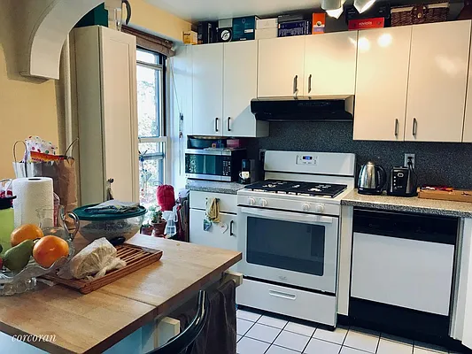 Rented by Corcoran | media 18