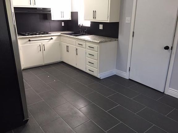 3rd image of 608 Tenaya Ave