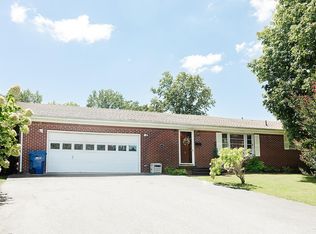 216 E 20th St, Benton, KY 42025