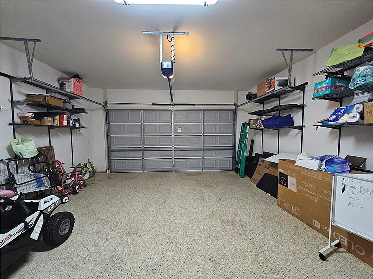 10924 Waters Rd — Photo 43