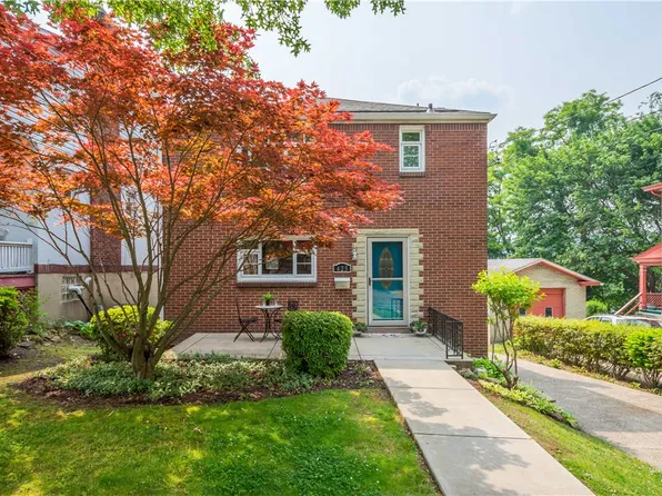 425 8th St, Oakmont, PA 15139
