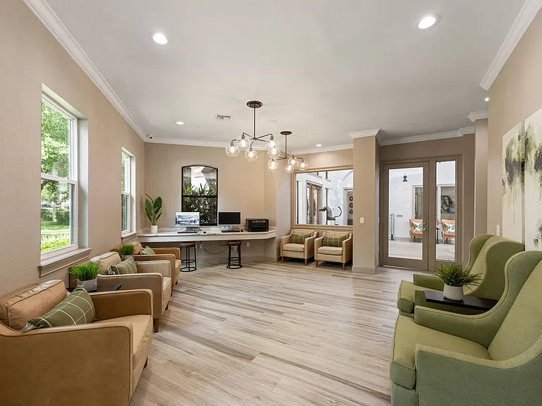 Grand Reserve Apartment Homes — Photo 35