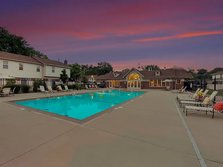 Woods Mill Park Apartments & Townhomes Swimming Pool and Sundeck