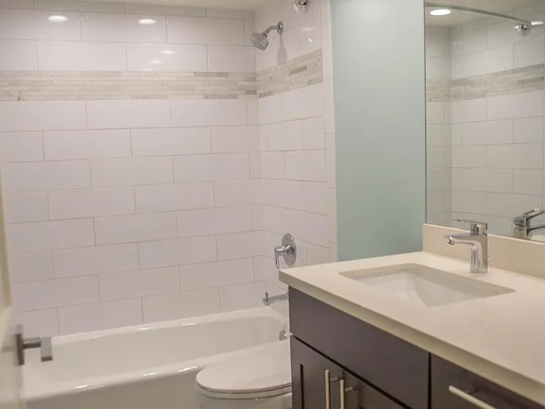 2719 E Pike St #3 — Photo 5