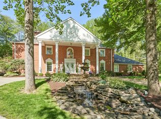 4257 Cliff Spur Dr, Akron, OH 44333