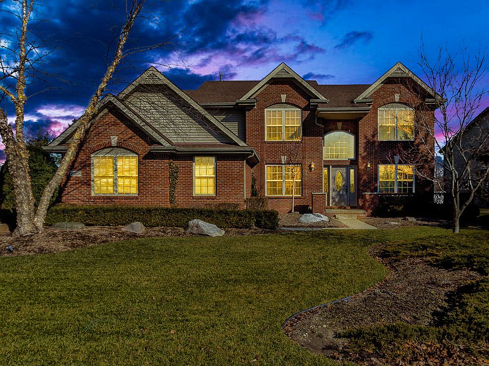 1st image of 27104 Landmark Dr
