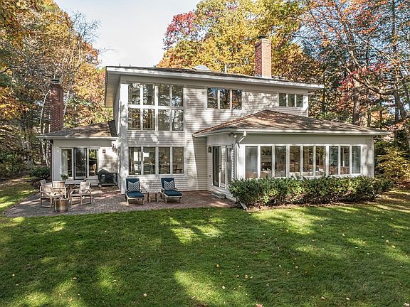 5th image of 58 Old Village Ln