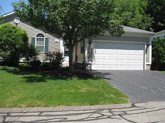 5th image of 12 Orchard Meadows Dr #12