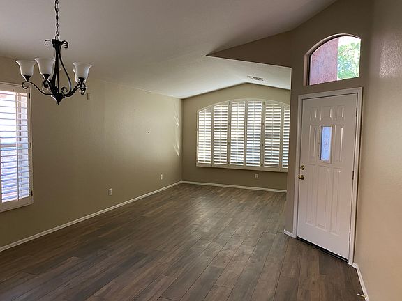 5th image of 4306 E Lone Cactus Dr