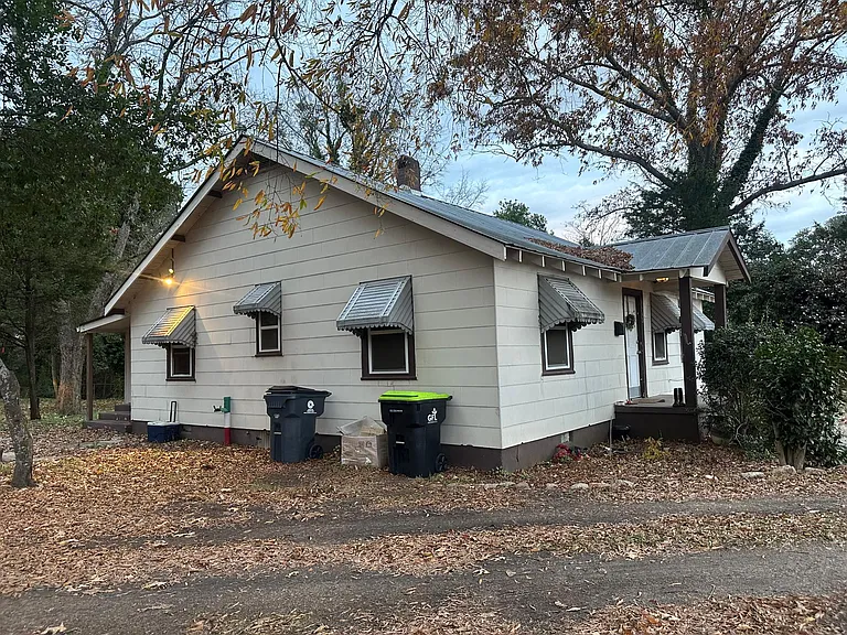 8943 Fayetteville Rd — Photo 3