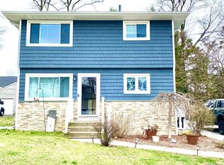 14 Marino Ave, Port Washington, NY 11050